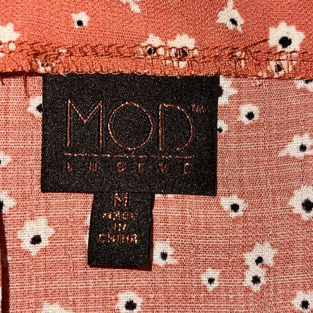Mod Lusive Floral Poplin Tank! - Picture 6 of 7